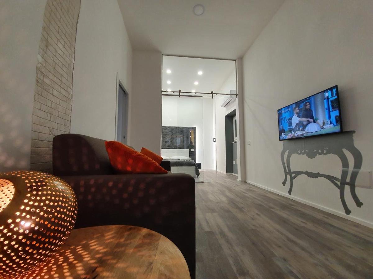 Space Suite Cagliari Luaran gambar
