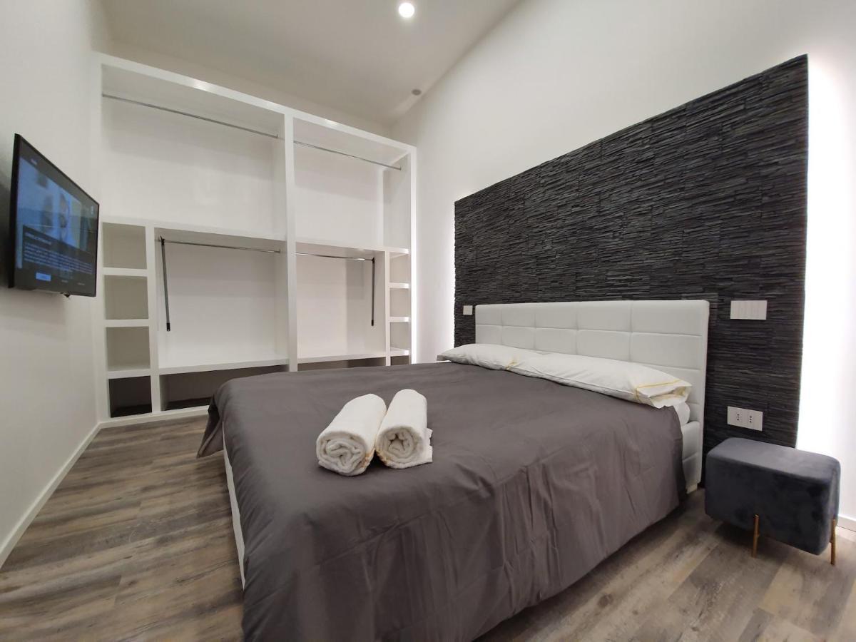 Space Suite Cagliari Luaran gambar