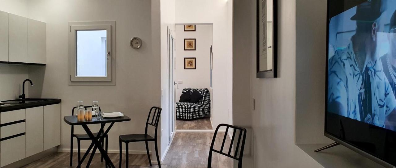Space Suite Cagliari Luaran gambar