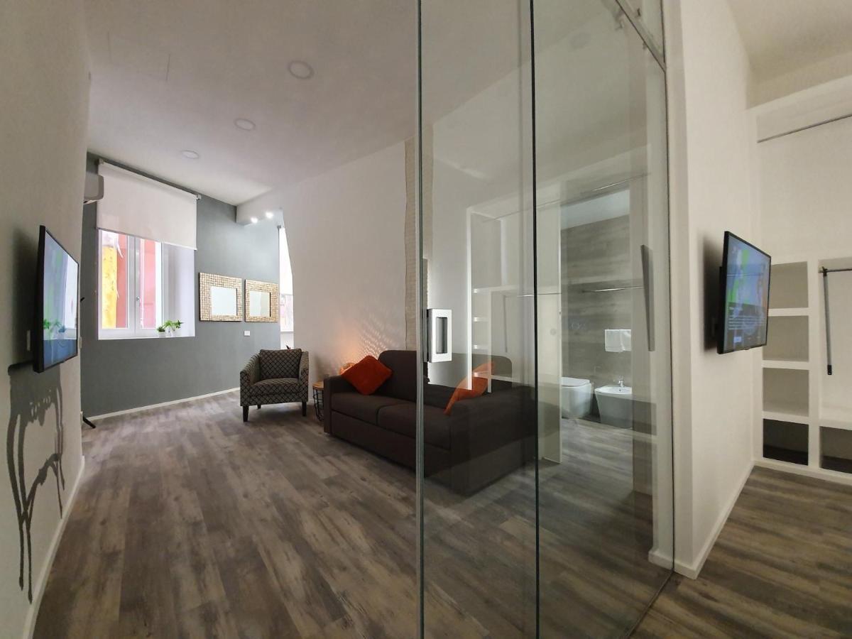 Space Suite Cagliari Luaran gambar